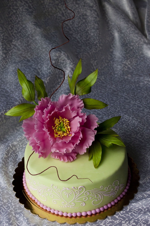 Торт цветочный для мамы на юбилей.