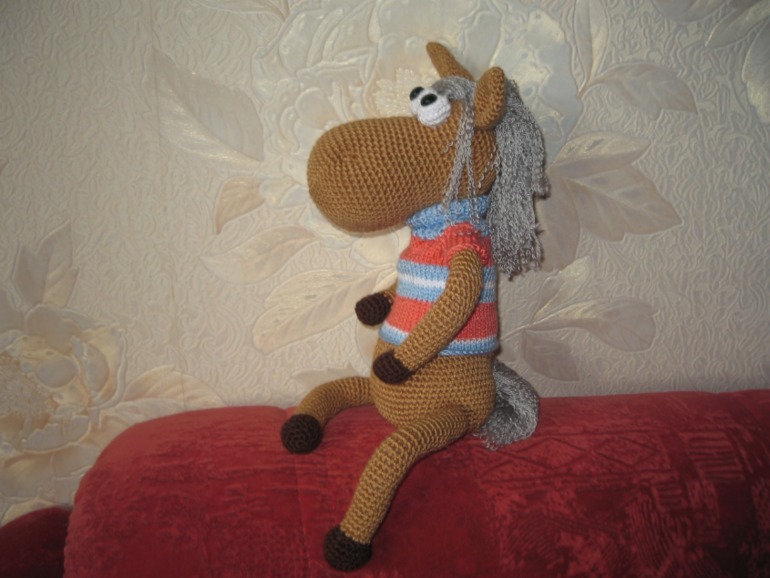 Подготовка к Новому году продолжается