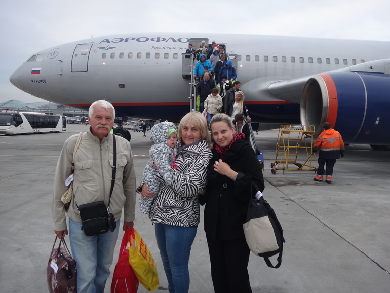 Поездка в турцию с ребенком 6 ти месяцев и беременной мамы )))))