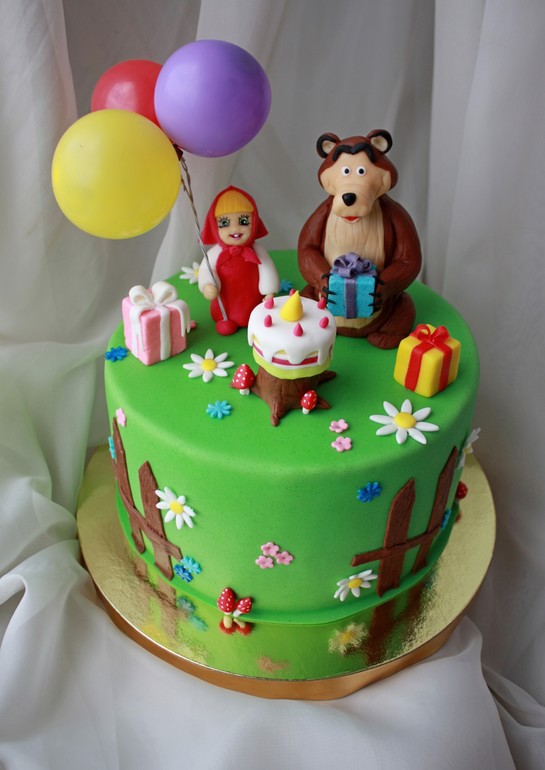 "Маша и Медведь".