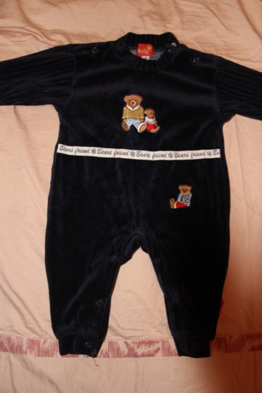 очень много фирменной одежды для девочки