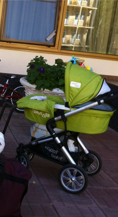 Продается коляска Happy Baby Letitia 2 в 1, 5000 руб.