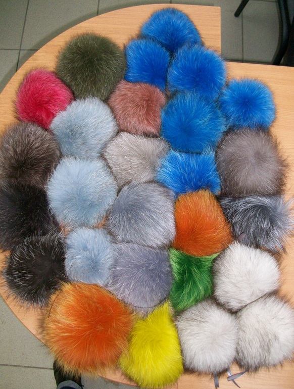 Меховые помпоны в наличии! Высылаем в регионы!