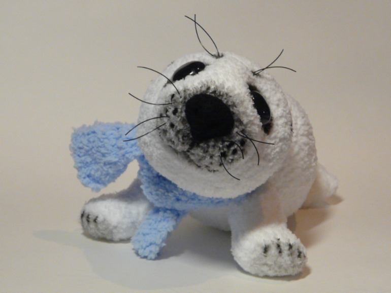 Вот такой вот зверик,белёк называется...)))