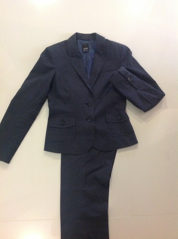 Костюмы Esprit,Mexx,Bgn 44-46