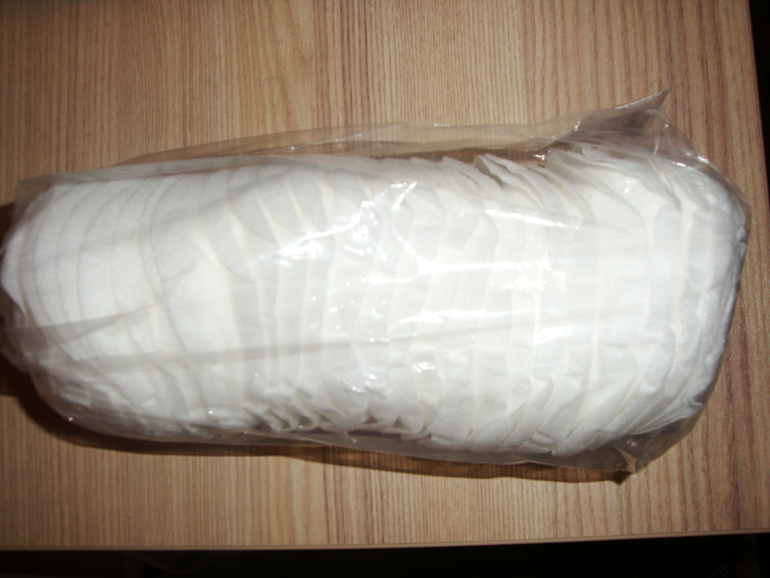 Отдам прокладки для груди кормящей маме