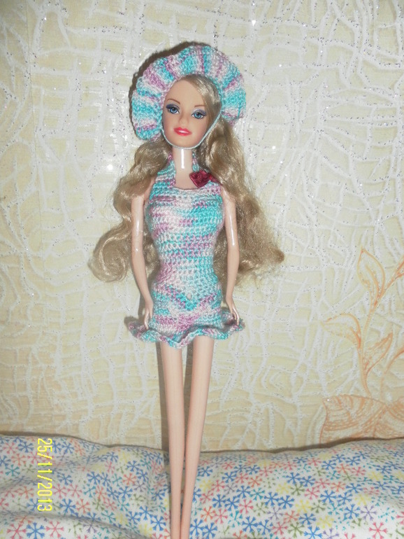 связала для дочиной куклы кати))