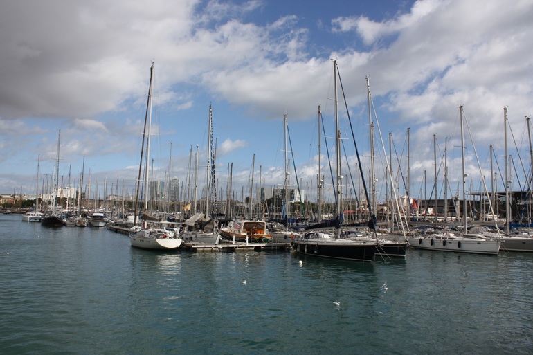 Привет всем кто меня еще помние, не помнит и не знает!!!