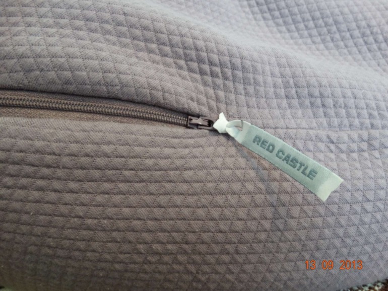 Продам подушку для беременных и кормящих Red Castle