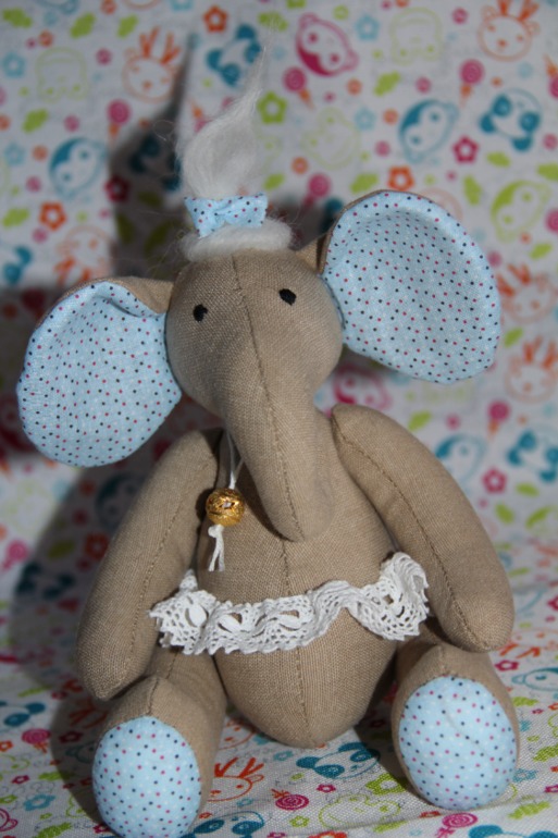 СЛОНИКИ...на выставку...