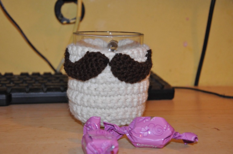 мишка по рисунку +усатая чашка