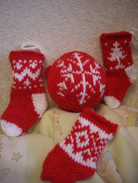 Наряжаем елочку