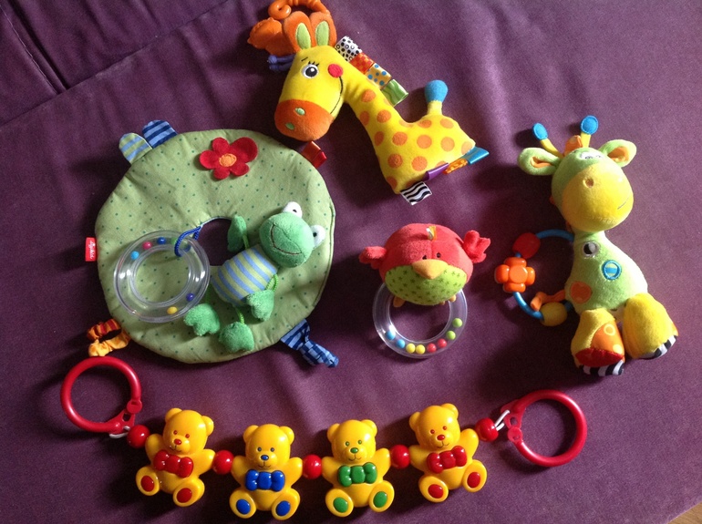 Игрушки tiny love, fisher price, playgro, tolo в идеальном состоянии