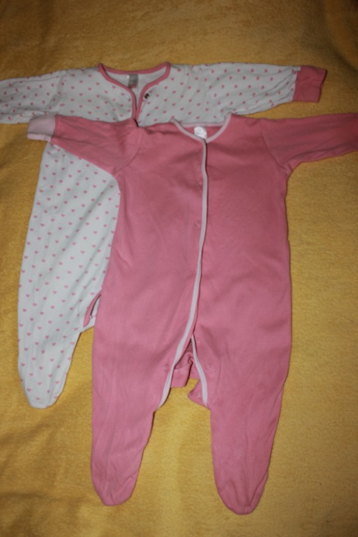 Комбинезоны 6-9 мес за все вместе 900руб