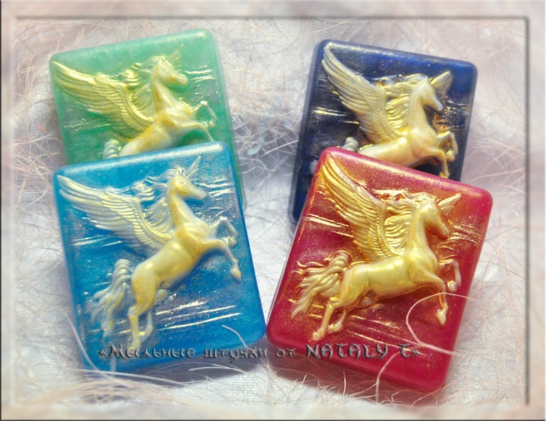 Мумики и еще лошадки)))