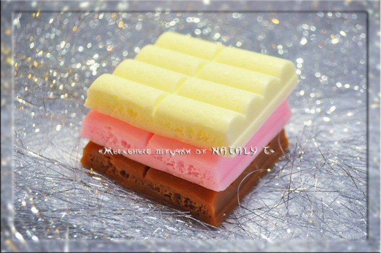 Новый год к нам мчится...))