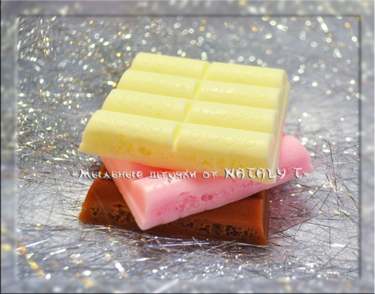 Новый год к нам мчится...))