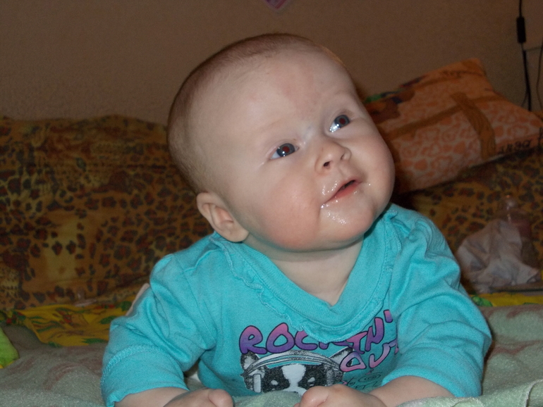 Дашуле 4 месяца