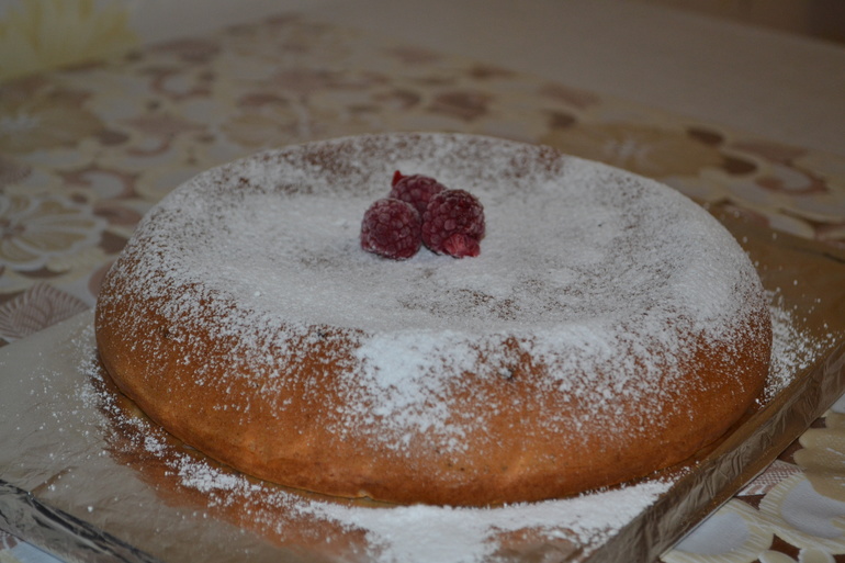 Йогуртовый кекс с черносливом