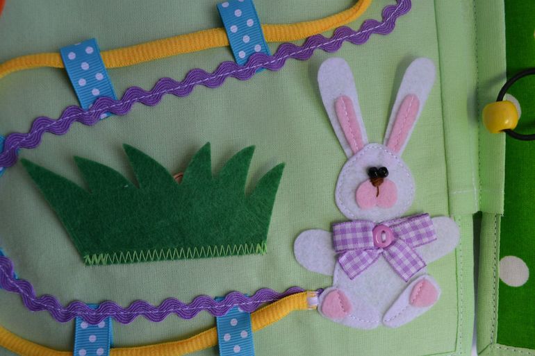 Именная развивающая книжечка)