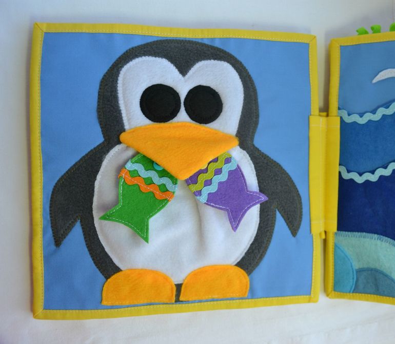 Именная развивающая книжечка)