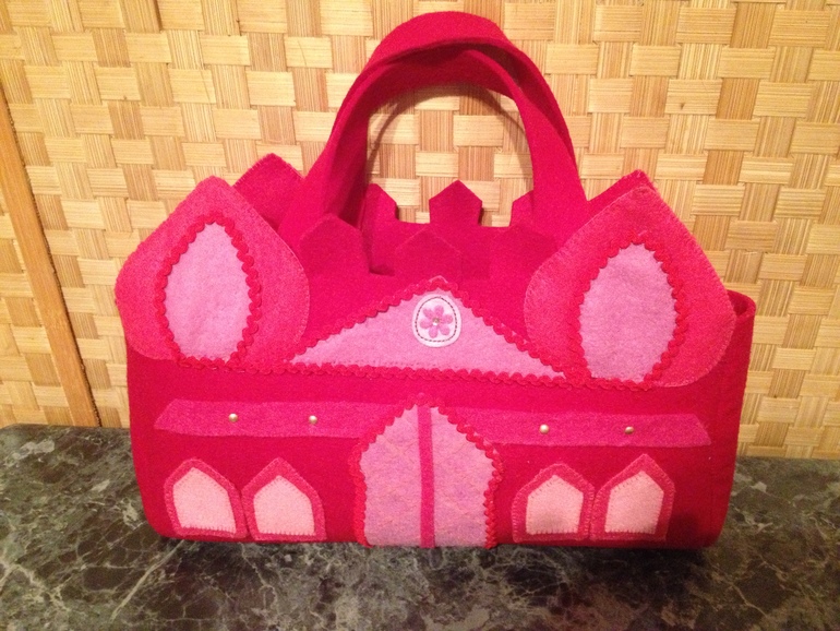 Вот и сшилась)