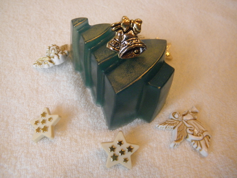 И я начинаю новогоднюю мыльную суету...