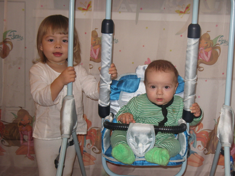 Флэшмоб!!! Мои детки-погодки!!!