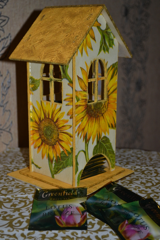 А у меня лето, подсолнухи...