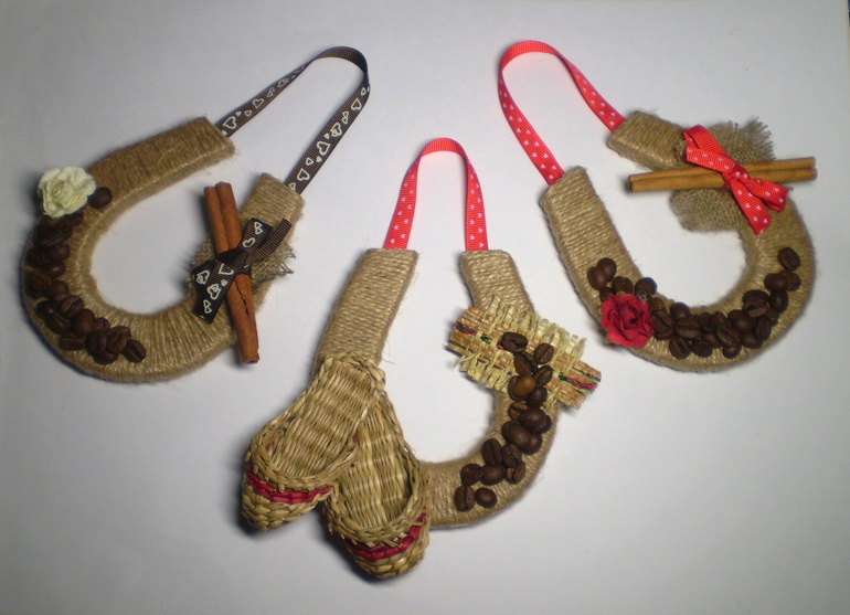 Подарки к новому году Лошади  - подковы  на счастье!