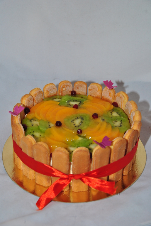 Срочный сметанно-фруктовый торт