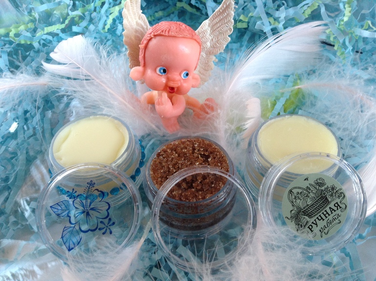 Сахарный скраб для губ