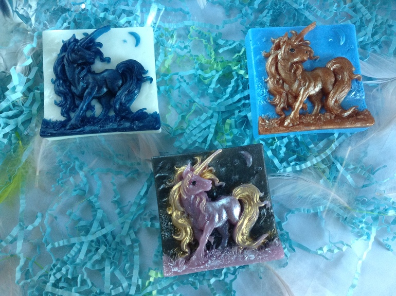 Дед мороз и единороги