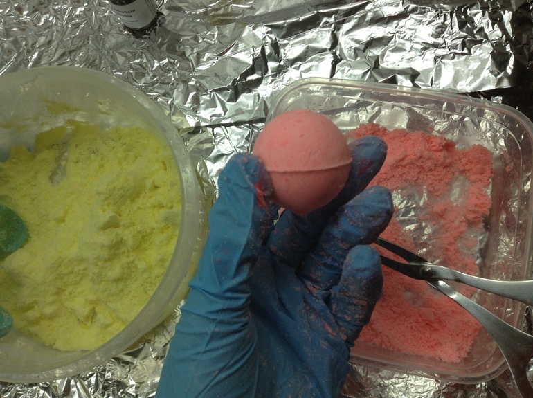 МК Бомбочка с сюрпризом