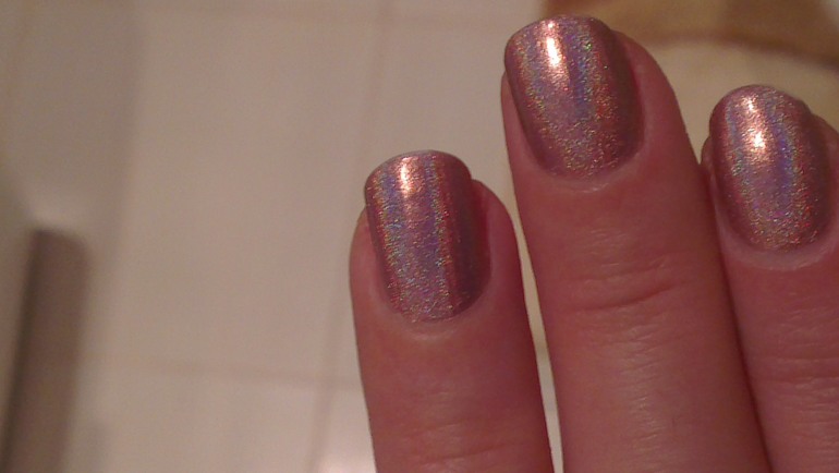 Затестила лак Limoni Prism 3D