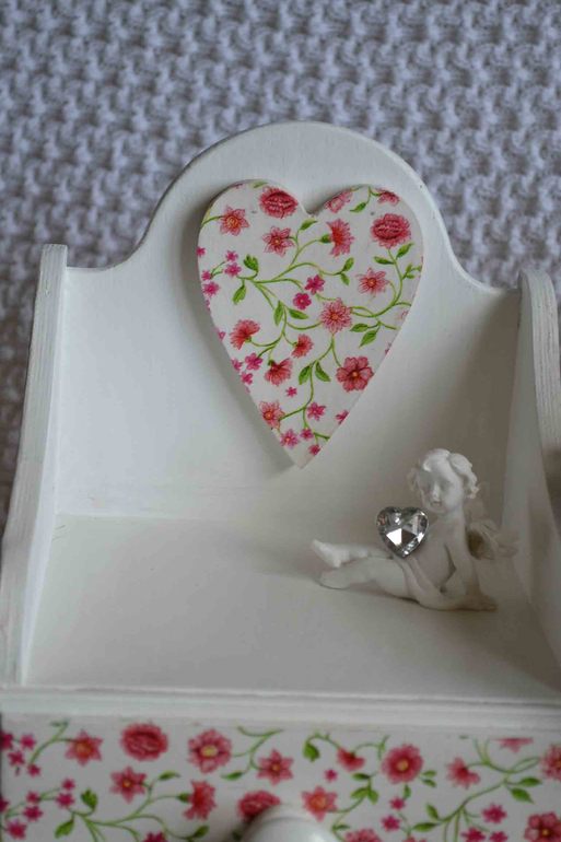 Комодик Нежность