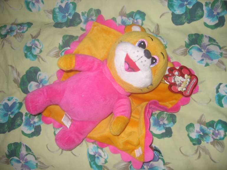 Игрушки на разный возраст. Конструкторы, развивалки, футбол, мягкие, резиновые, книжки и др.