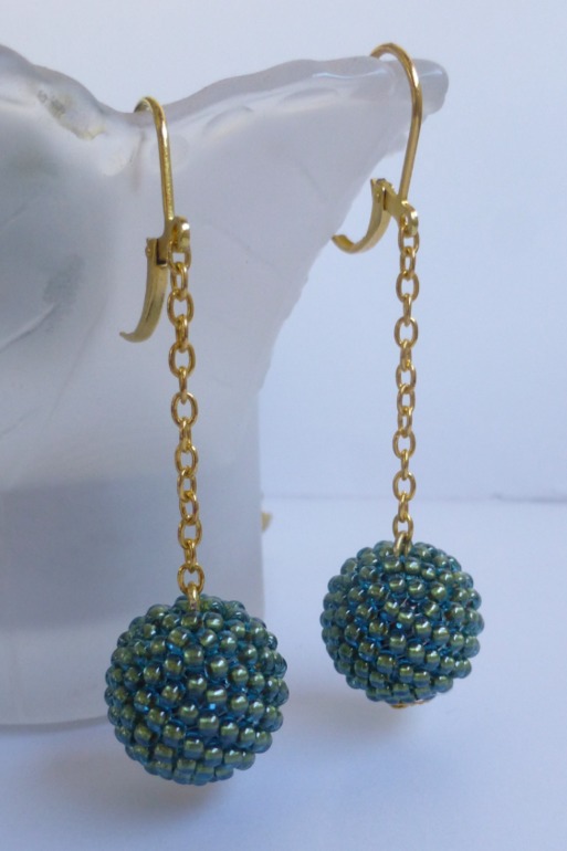 Что-то совсем меня затянул японский бисер.