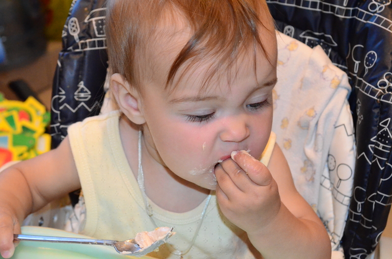 Алисику годик 12.08.2013