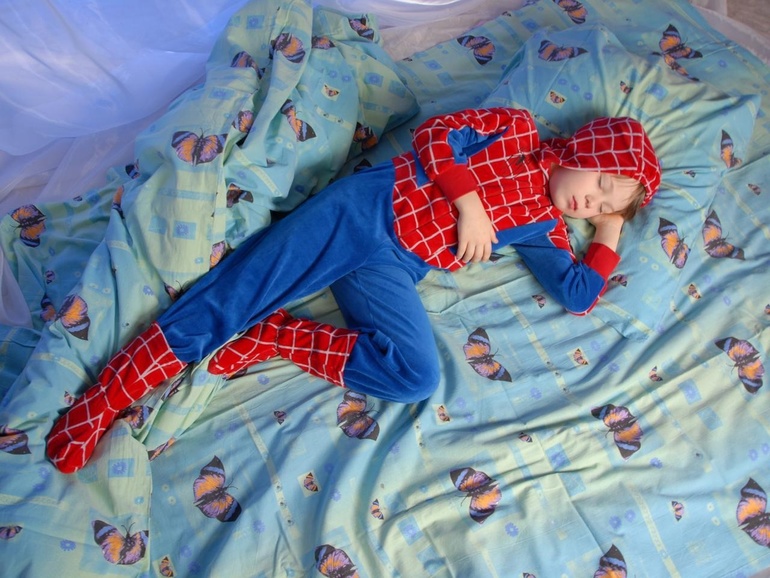 Пижама человек- паук( слитная)