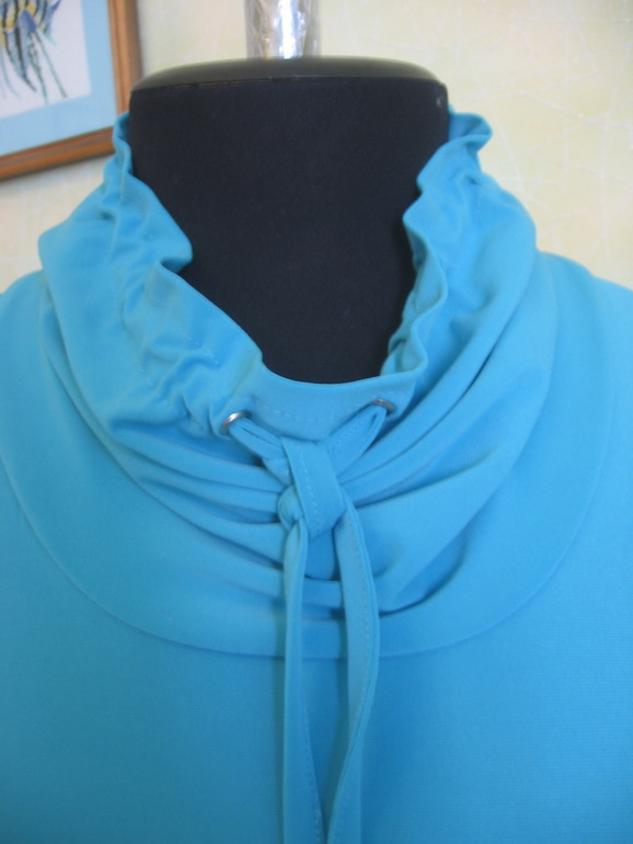 Трикотажная маечка.