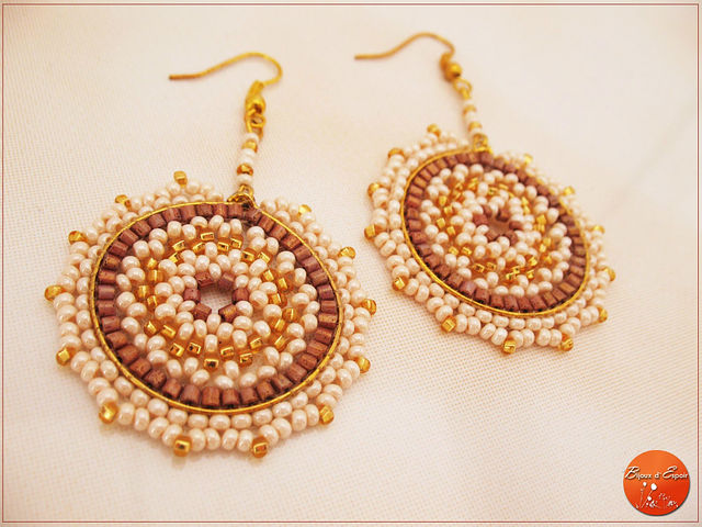 Украшения из бисера. Часть 2)