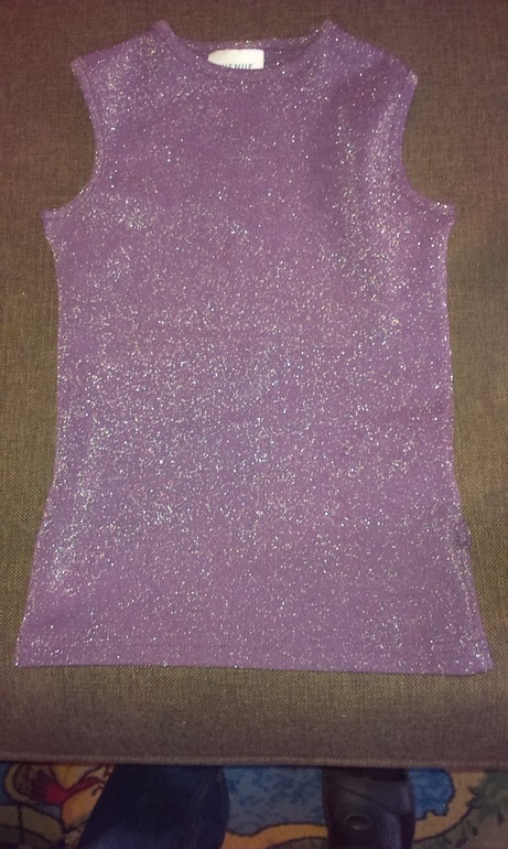 Срочно отдам большой пакет подростковой одежды на девочку рост до 160см.Семеновская