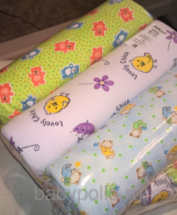 Пеленки, футер. В упаковке 3 штуки.