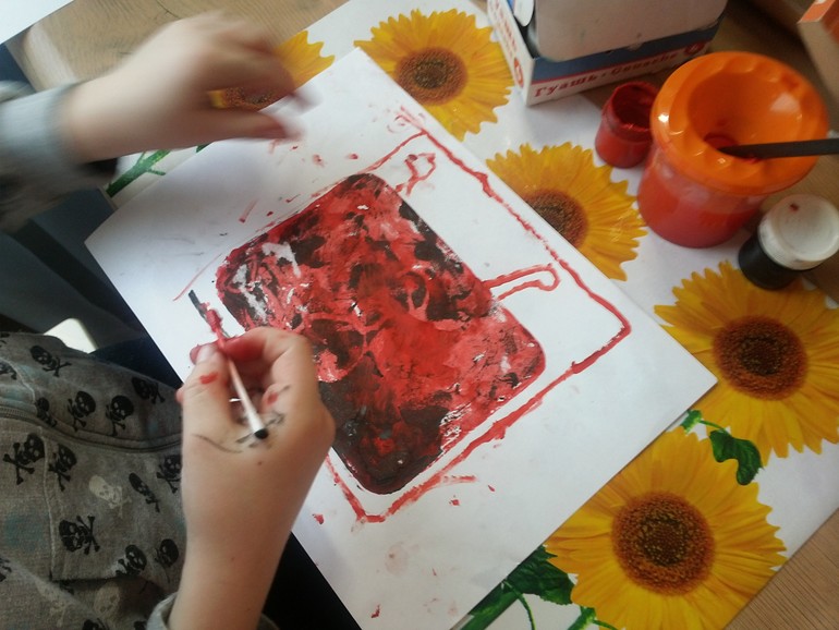 Рисование ватными палочками и отпечатки