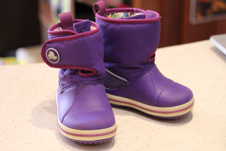 Crocs (С7), Капика (Kapika, разм.23), Minimen (разм.23), PrettyGirl (разм.23)
