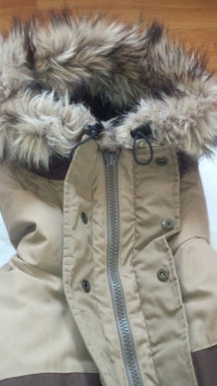 продам пуховик высокого качества Fjallraven Arktis