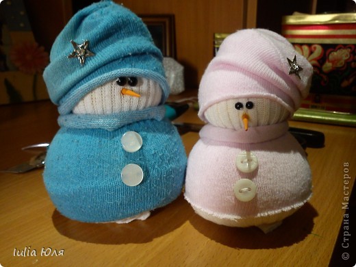 Снеговики из носка