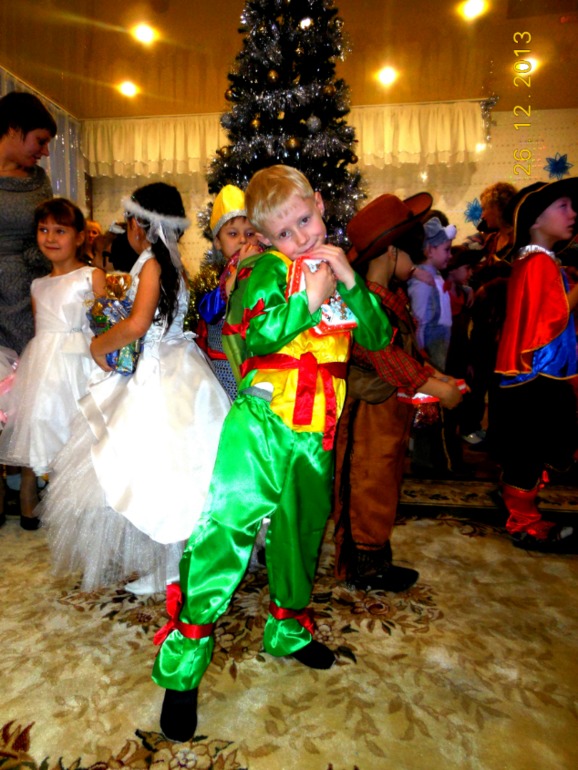 Утренник в Садике 26.12.2013г