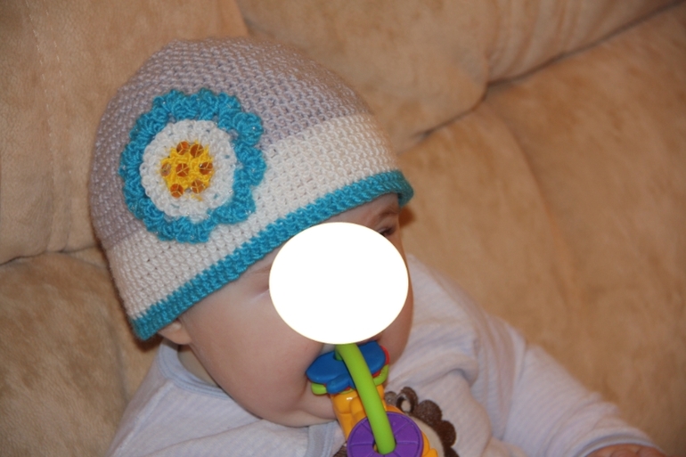 мои шапочки, игрушки и пинетки деткам